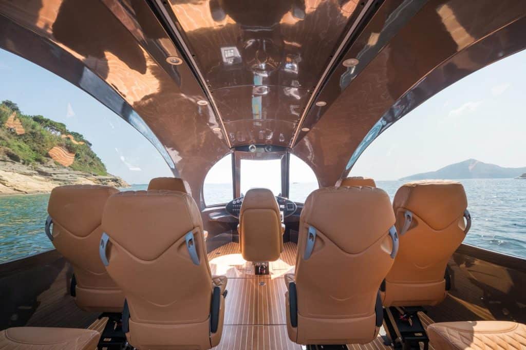 Royal Jet Capsule