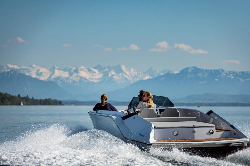 Pure Silence Yachts