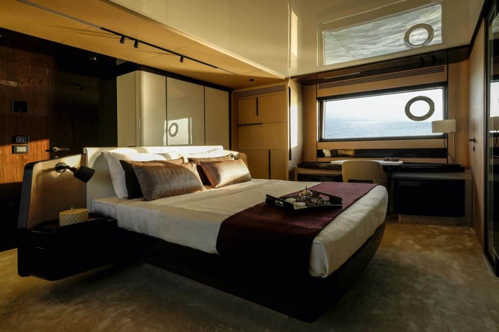 Azimut S10 00
