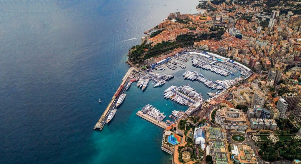 Monaco Yacht Show 03