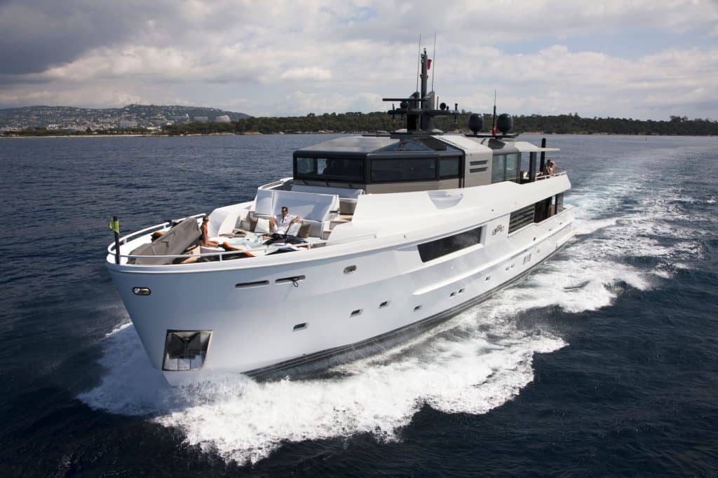 This is a photography of Arcadia A115 Cruising