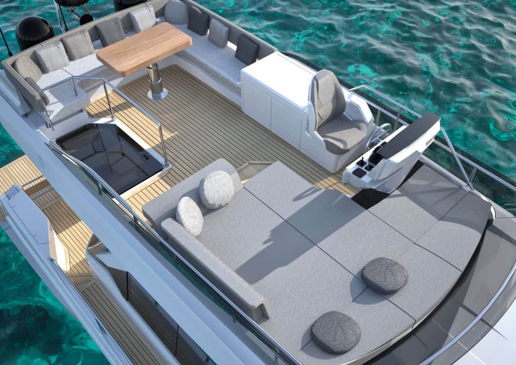 FY500 Flybridge 01