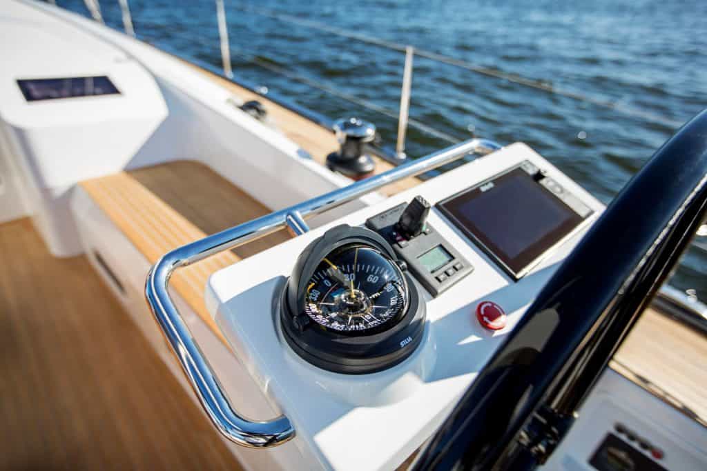 Nautor's Swan 48 Compass View 01