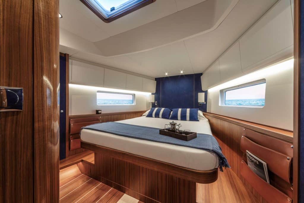 Nautor's Swan 48 Master Cabin 01