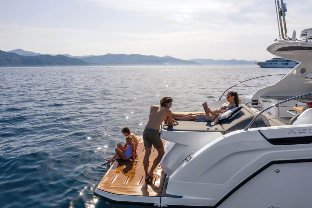 Happy familiy on the yacht