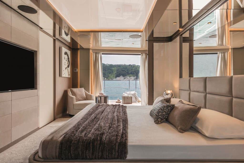 Custom Line Yacht Master Bedroom 01