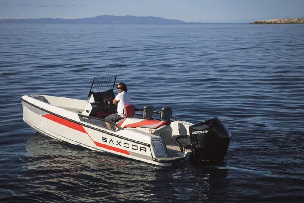 Saxdor 200 motor boat