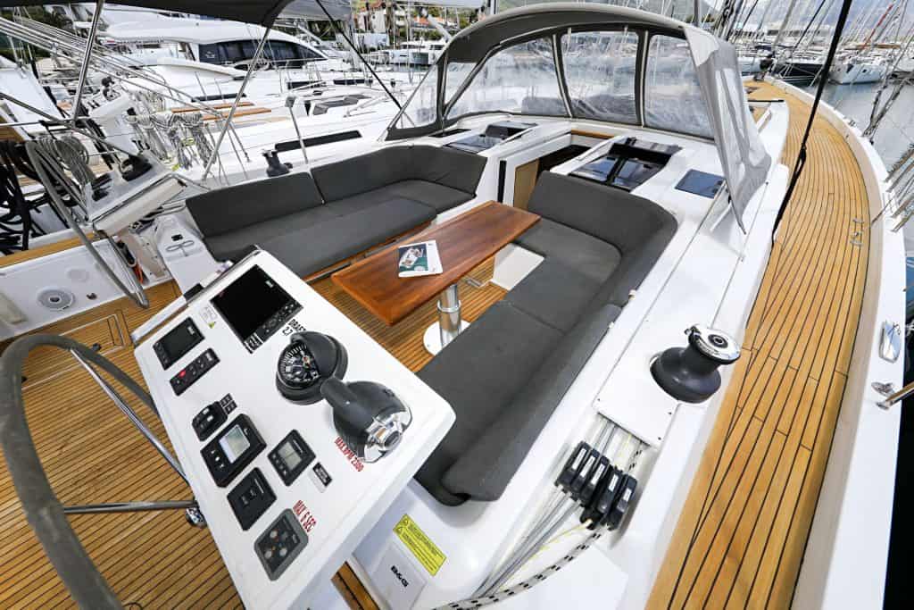 Sailing Yacht Cockpit 01