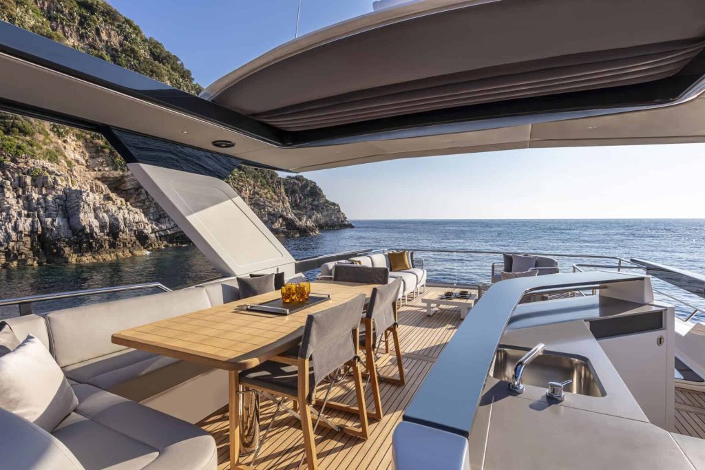 Navetta 64 Flybridge