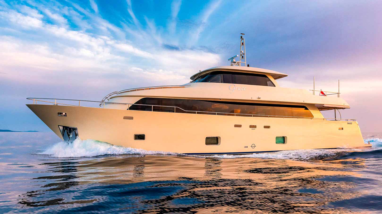 Luxury yacht Aegean Yachts Grace running