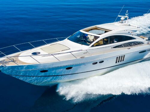 Luxury yacht Princess V65 Spice of Life II cruising