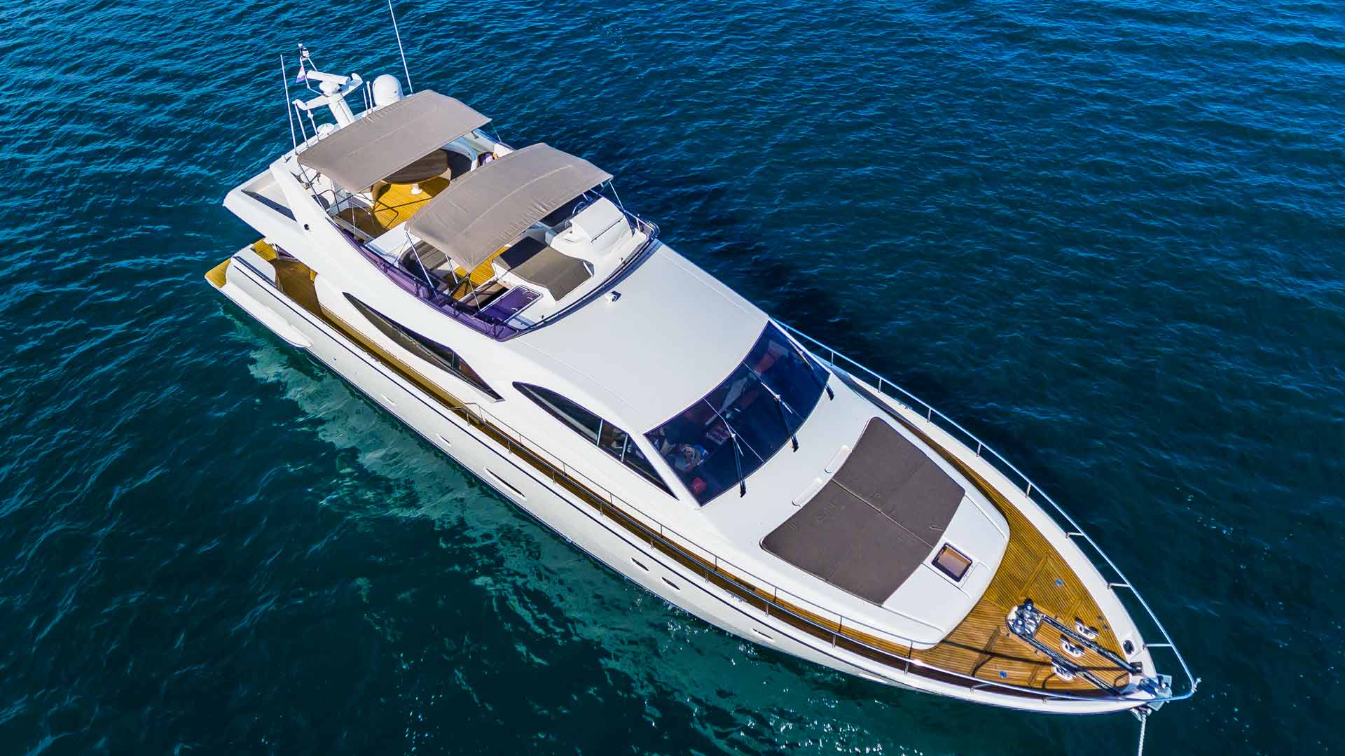 Luxury yacht Ferretti 760 Quo Vadis I aereal