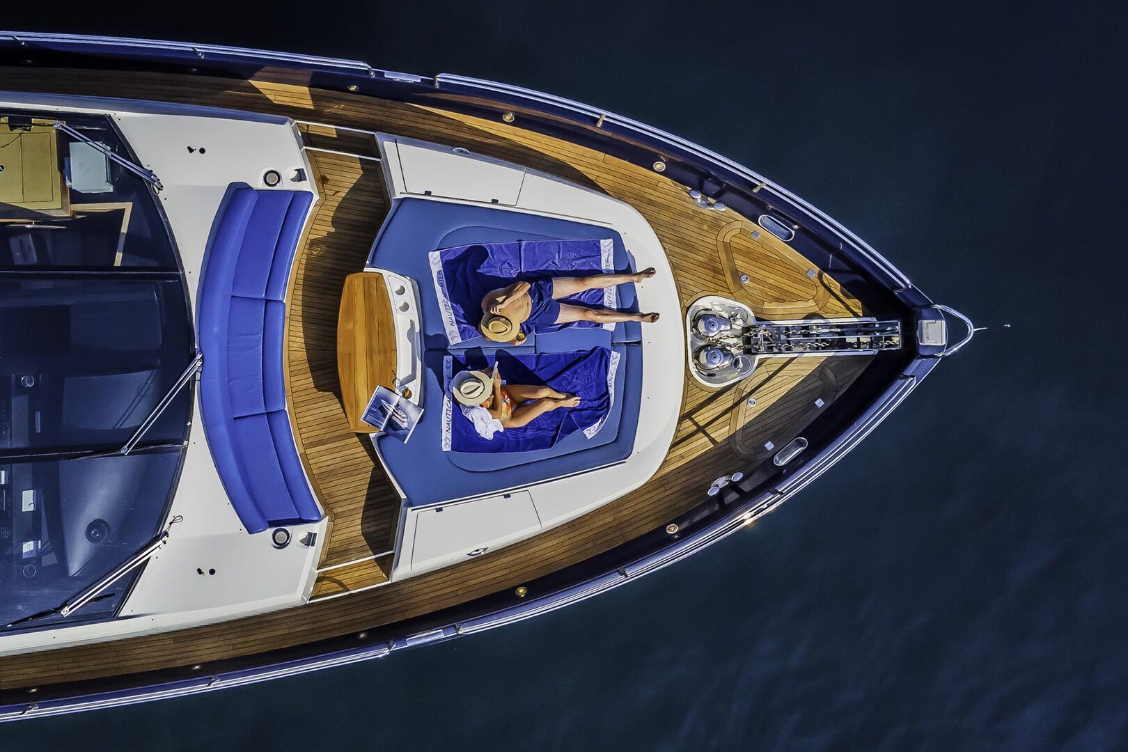 Luxury yacht THE BEST WAY foredeck