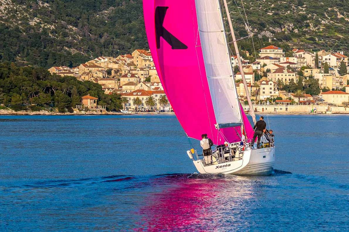 This is photo of a sailing boat X-43 sailing