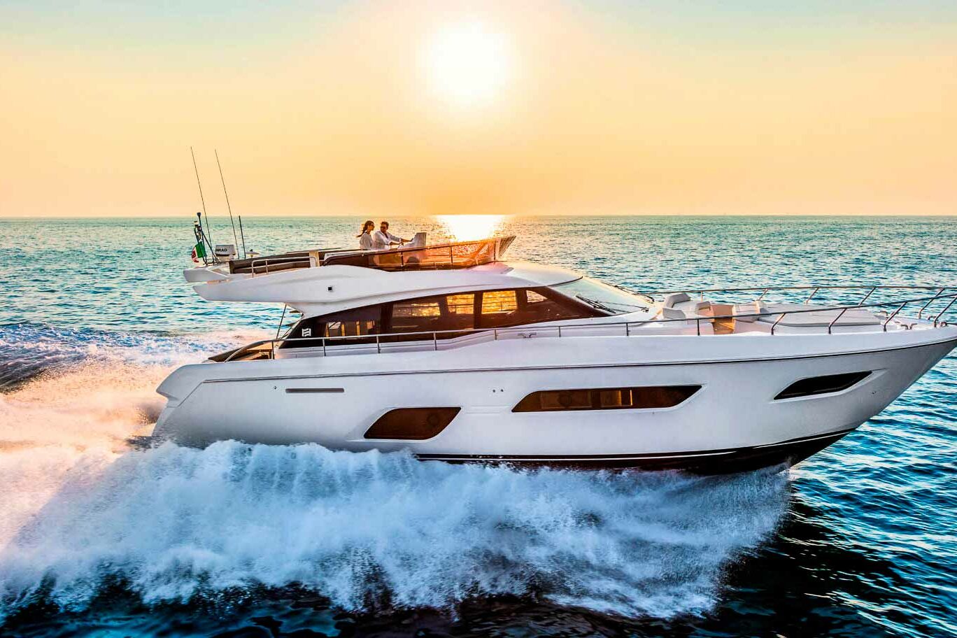 Motor boat Ferretti 550 side view