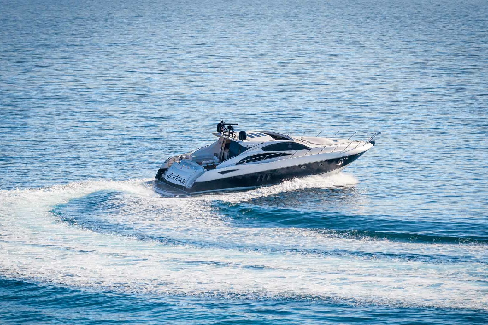 Luxury yacht Sunseeker Predator 72 Glorious running view