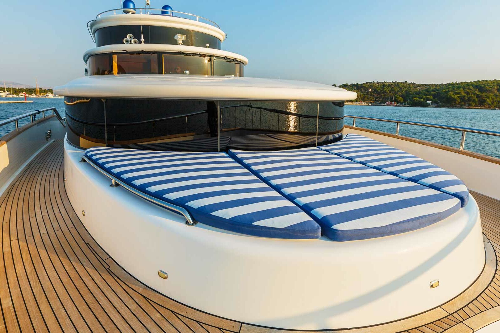 Luxury yacht Johnson Baby foredeck