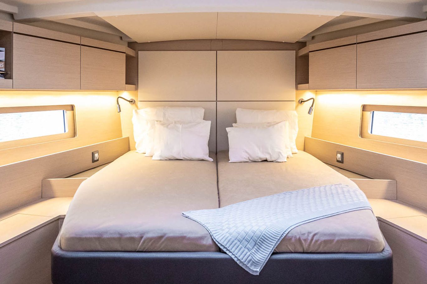 This is photo of a sailing boat Oceanis 46.1 double bed cabin