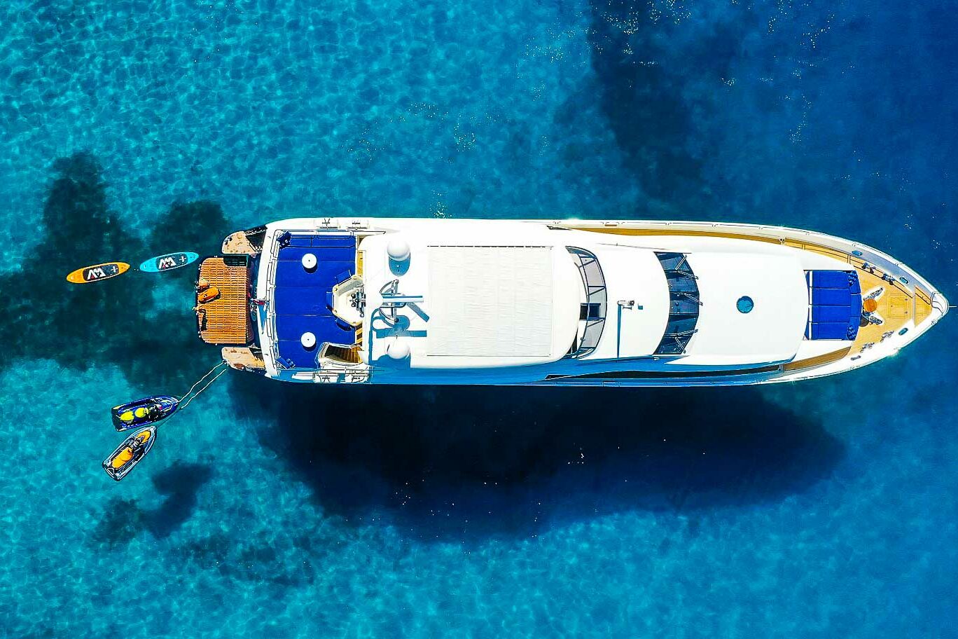 Luxury yacht Sunseeker 34 M Cassiopeia from the top