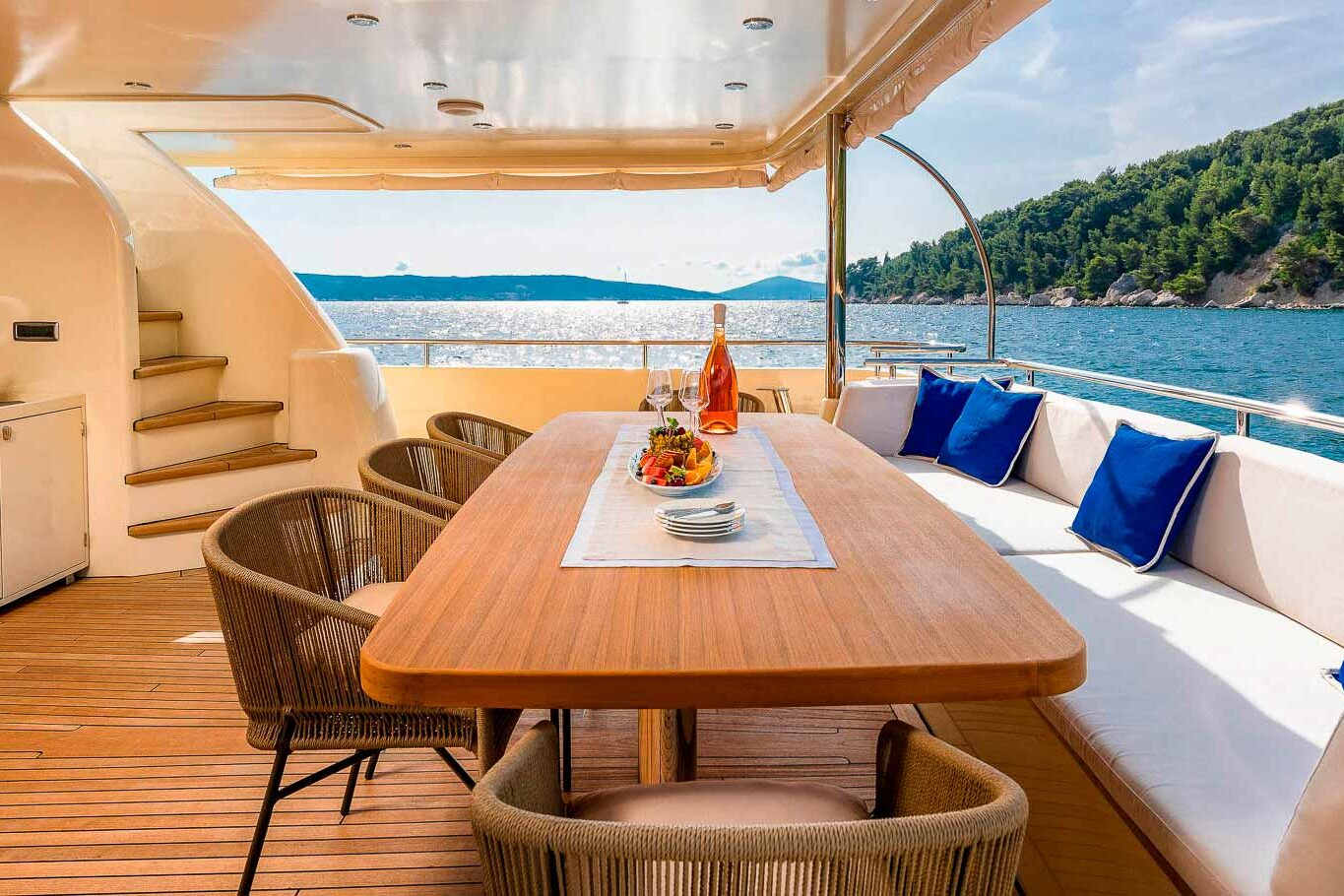 Luxury yacht Aegean Yachts Grace al fresco cockpit table