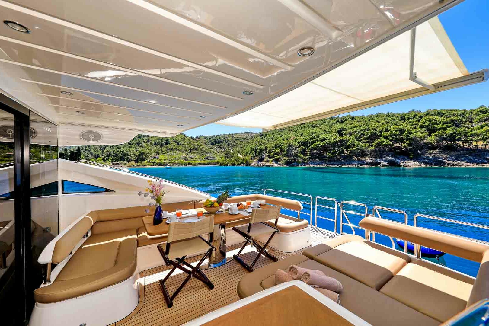 Luxury yacht Princess V65 Spice of Life II aft side view