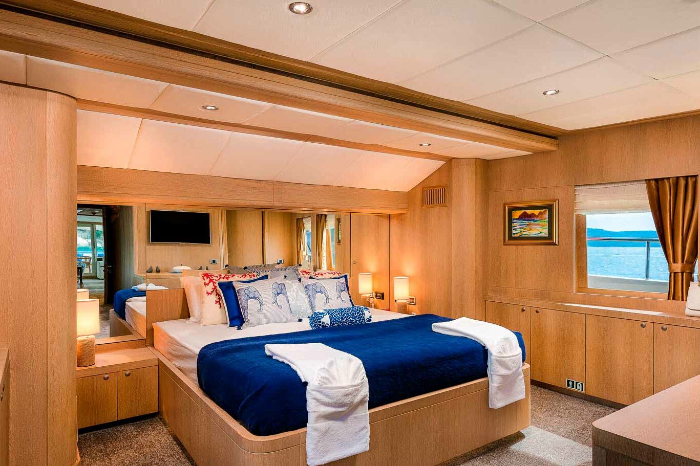 Luxury yacht Aegean Yachts Grace master cabin forward on main deck