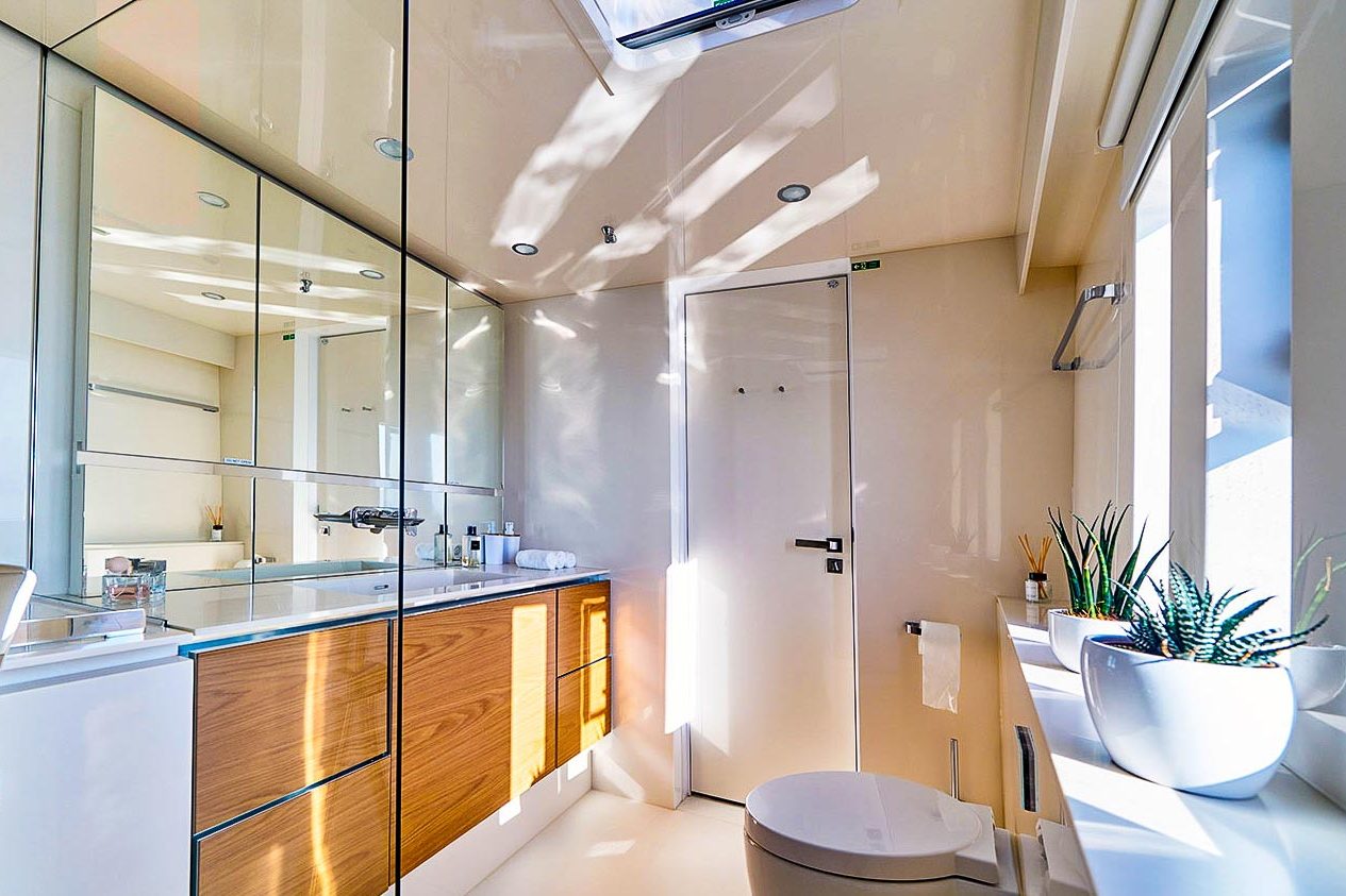 This is photo of a catamaran Sunreef 60 toilette