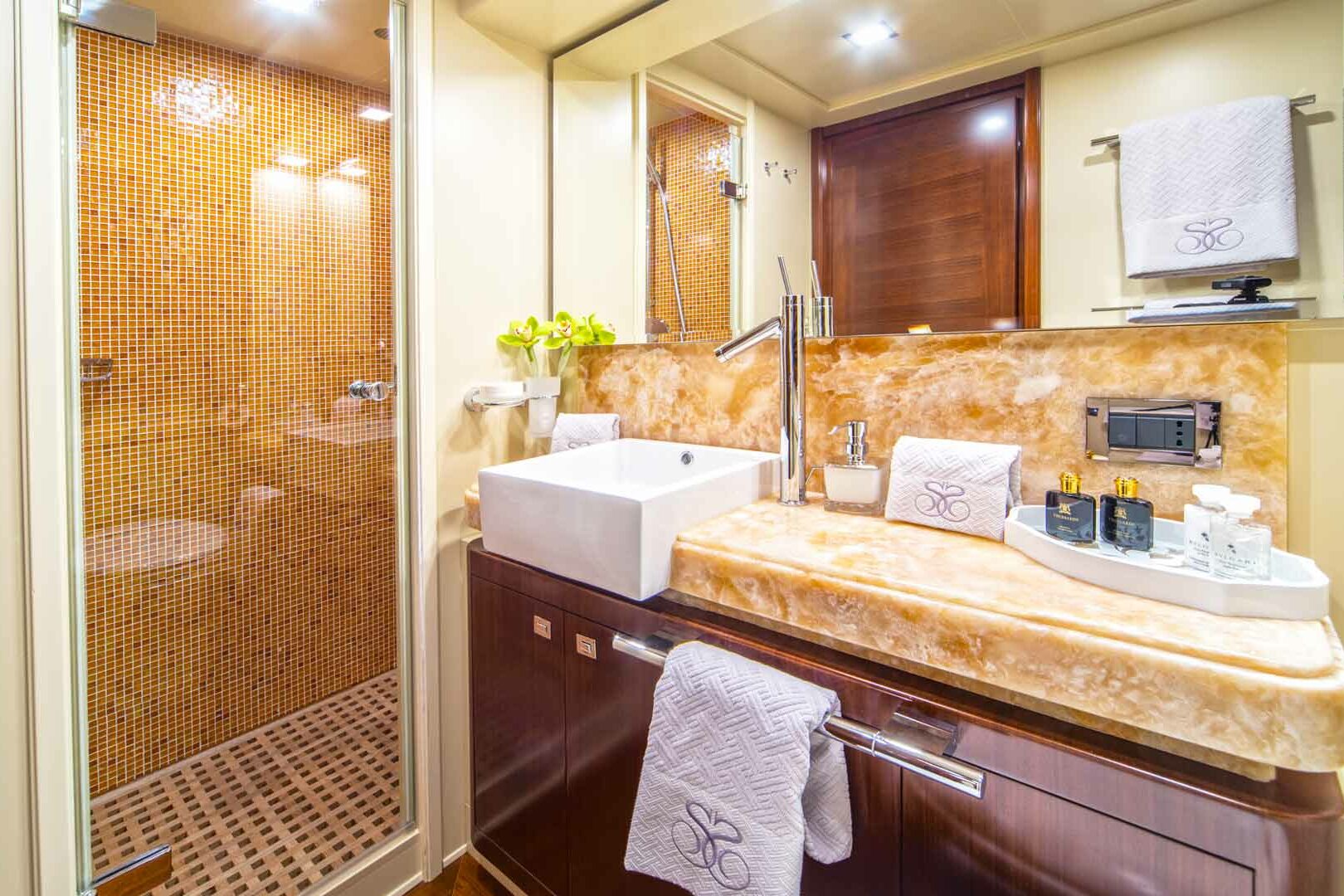 Luxury yacht Ferretti Navetta 33 Seventh Sense vip cabin bathroom