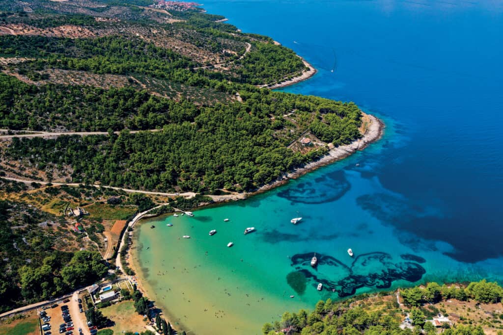 Bay Lovrecina brac island