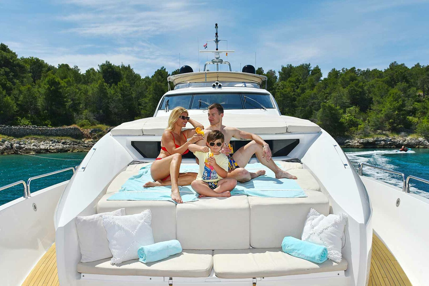 Luxury yacht Baby I foredeck