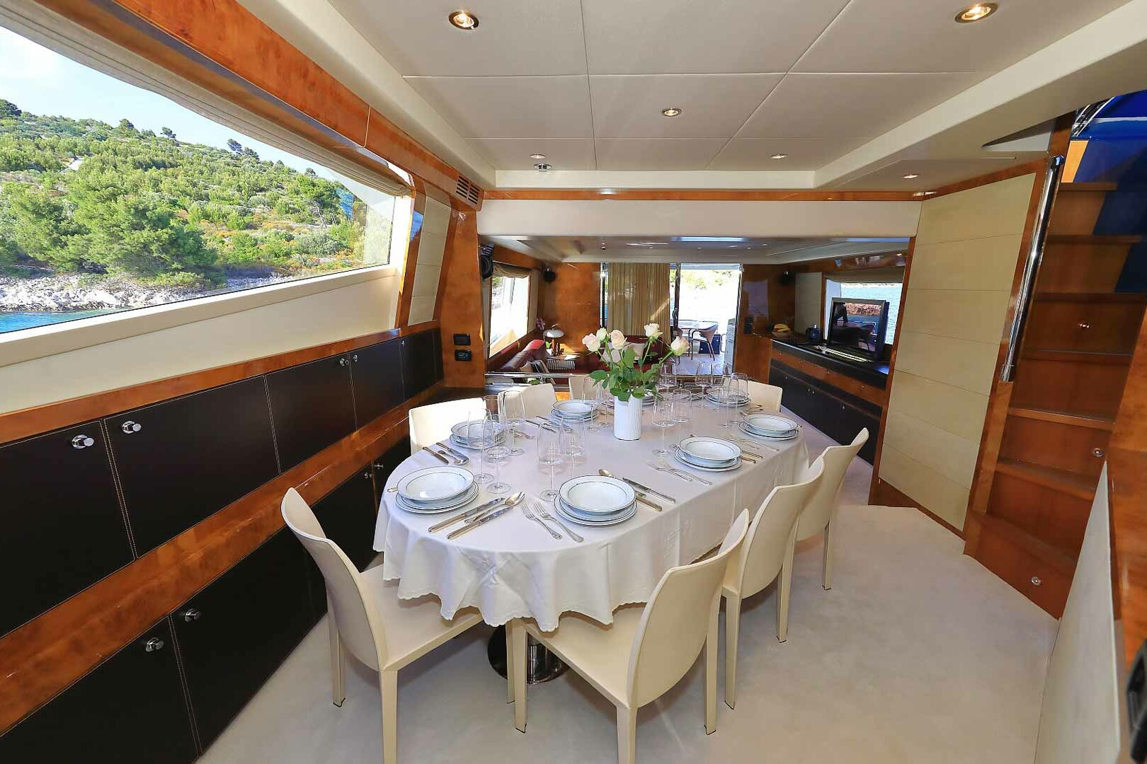 Luxury yacht Riva 85 ‘888’ salon table