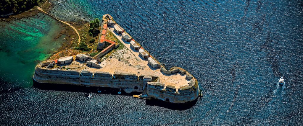 Šibenik, Croatia Yacht Charter Guide