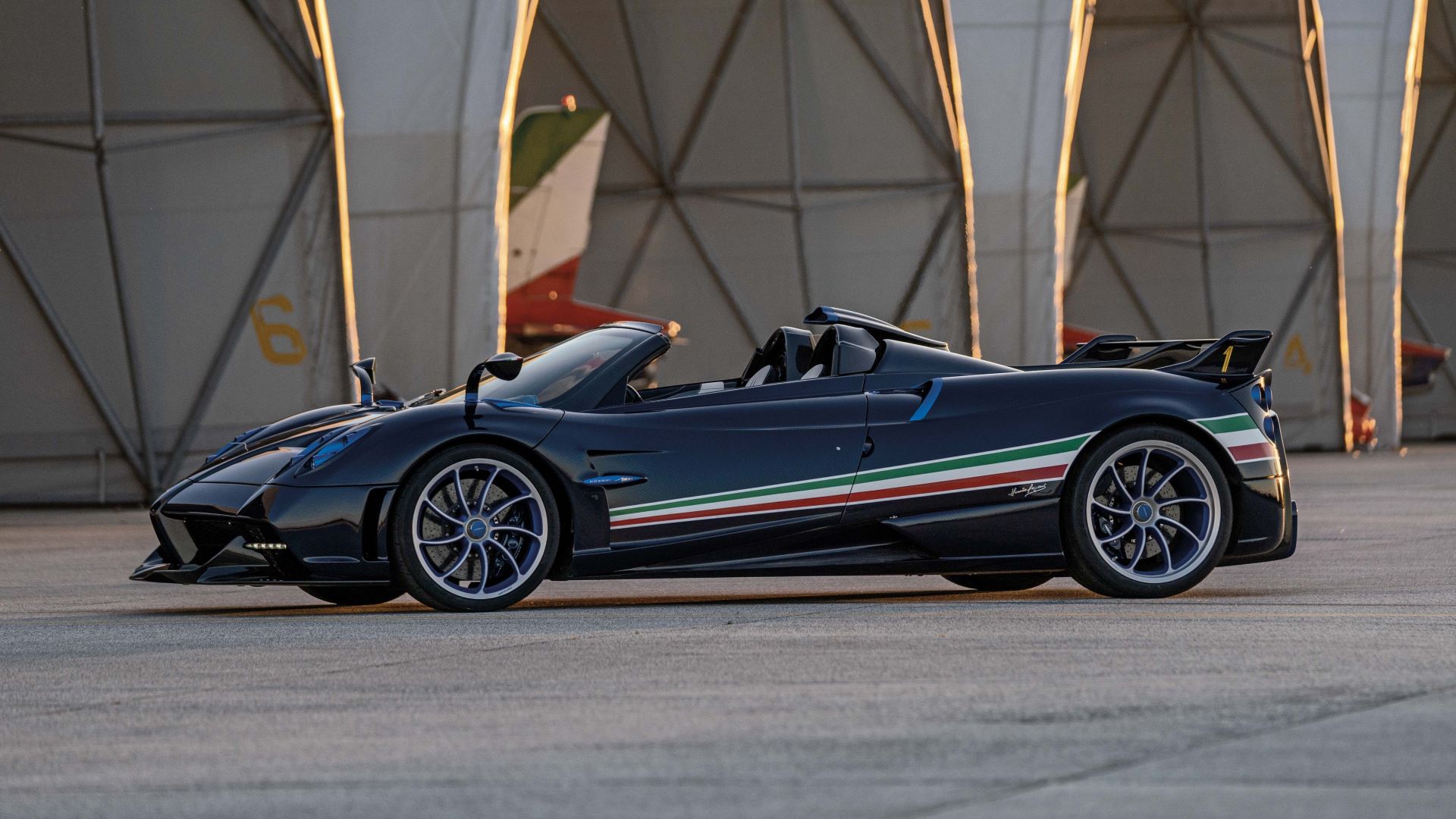 Liited Edition Pagani Huayra Tricolore