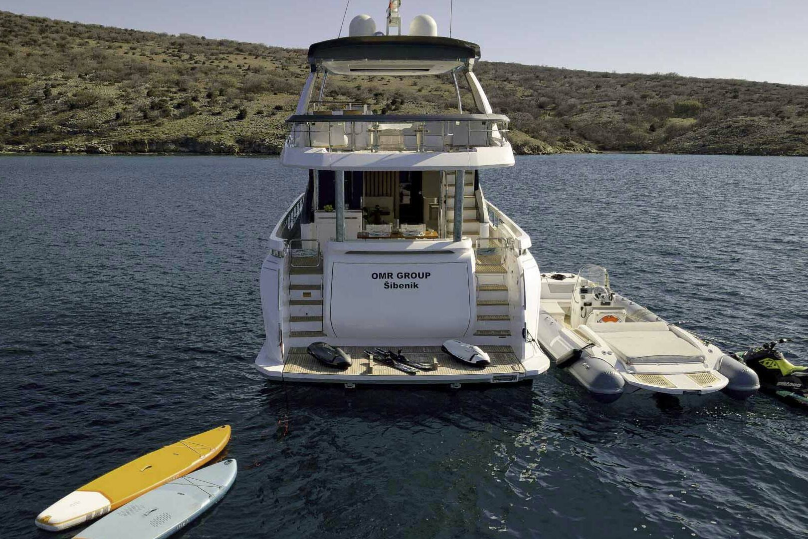 Azimut 78 Fly water toys