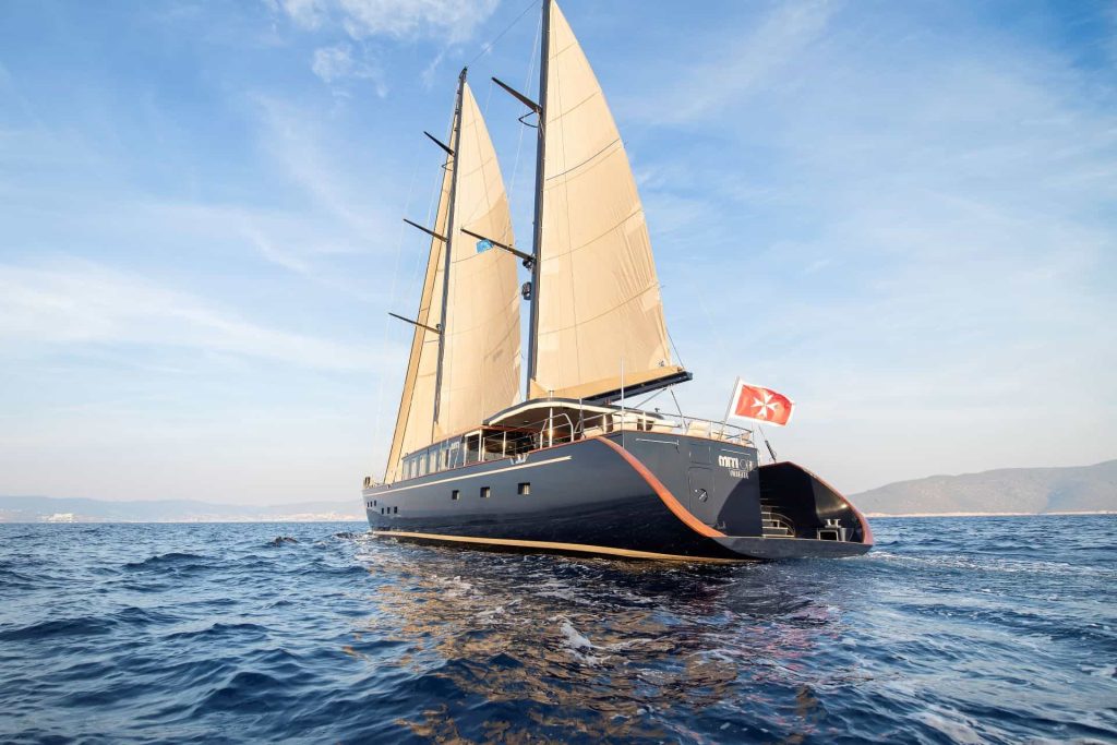 MiTi One sailing superyacht exterior