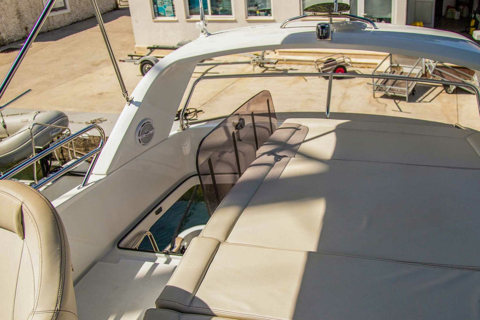 Motor Boat Antares 36 fly lounge