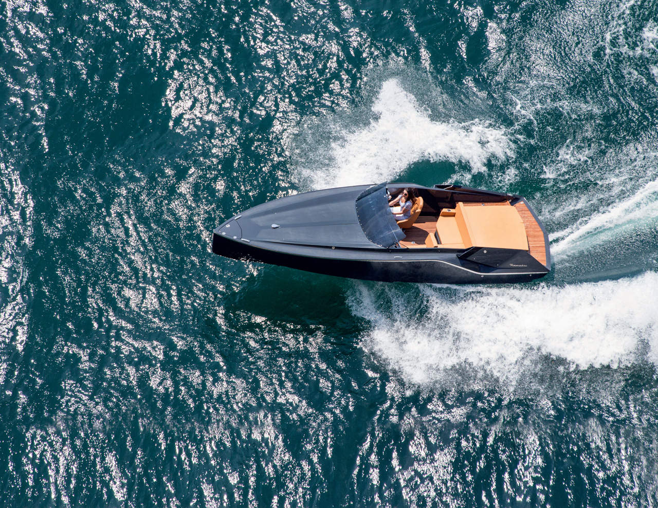 Frauscher 747 motor boat