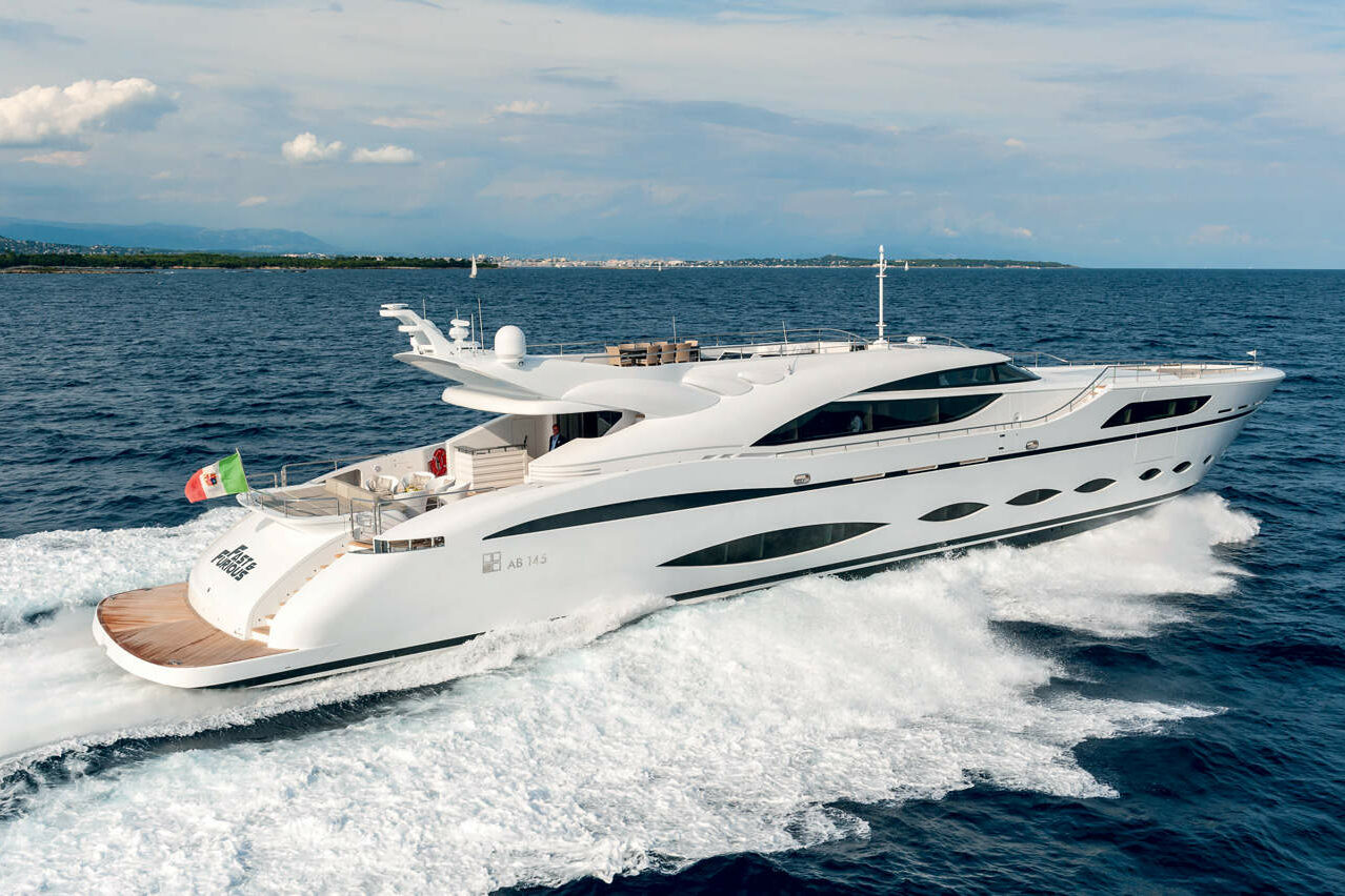 AB yacht 145 review