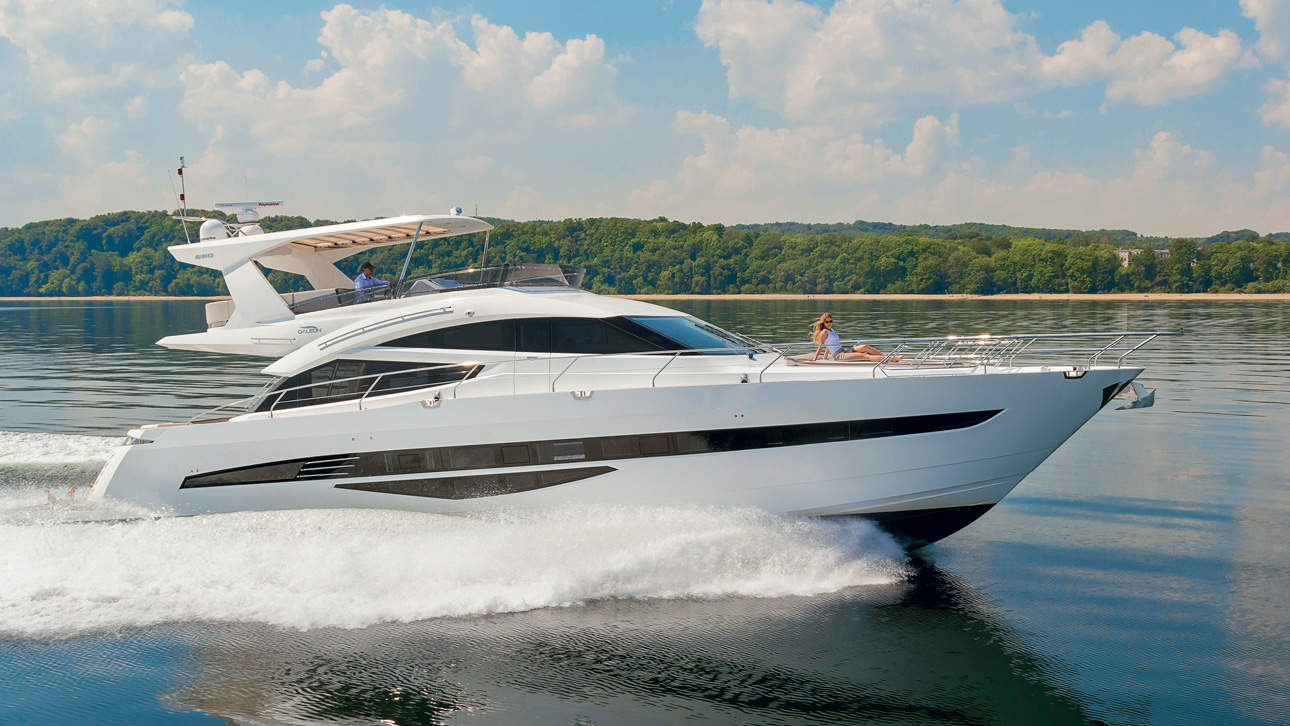 Galeon 660 motor yacht