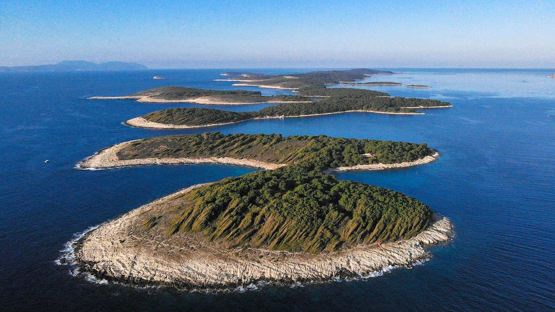 hvar pakleni islands croatia boat charter