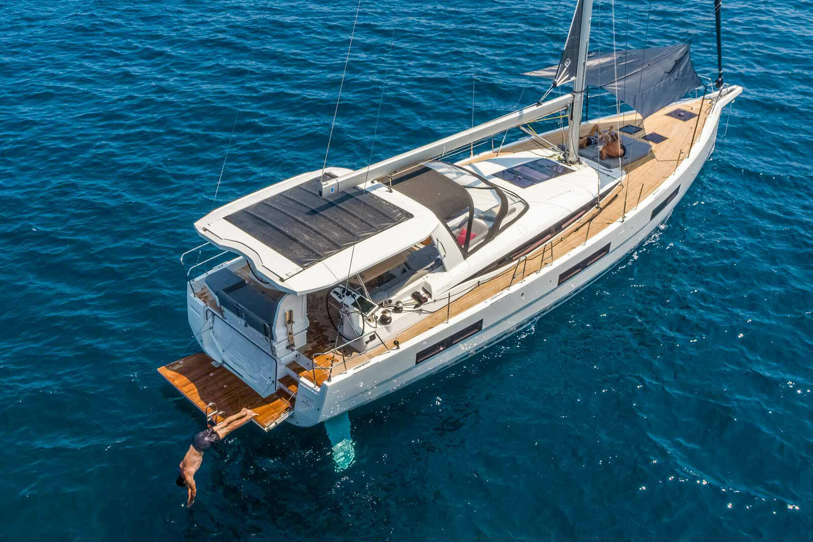 Jeanneau Yachts 60 aereal