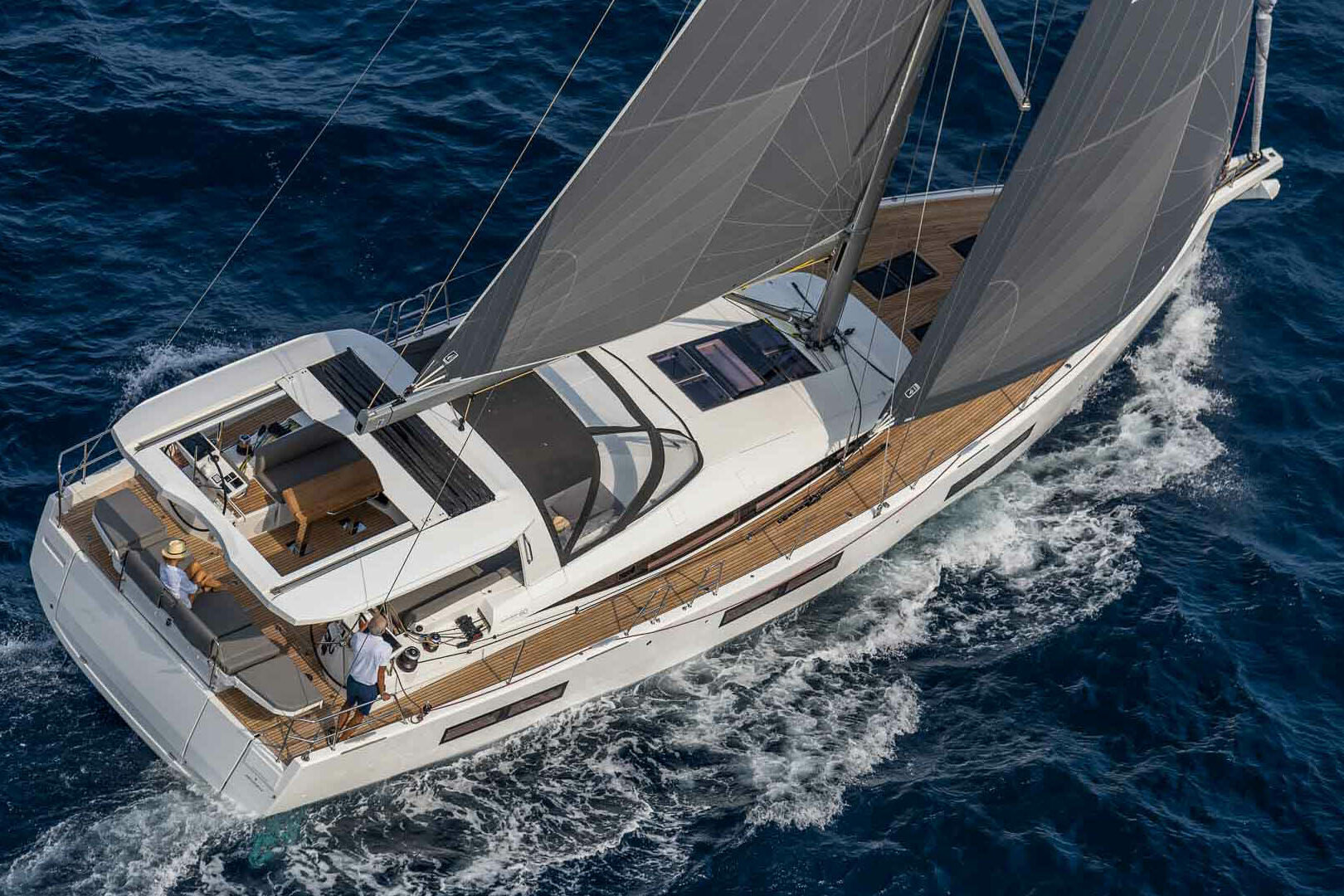 Jeanneau Yachts 60 from the top