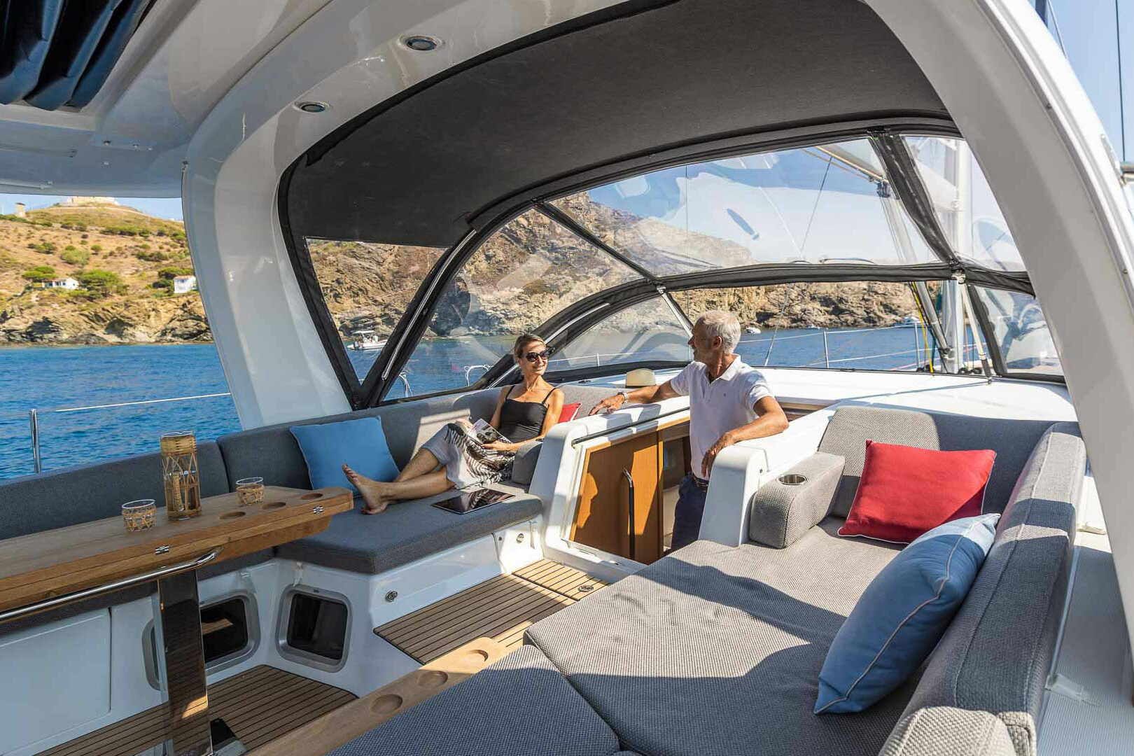 Jeanneau Yachts 60 outside lounging area