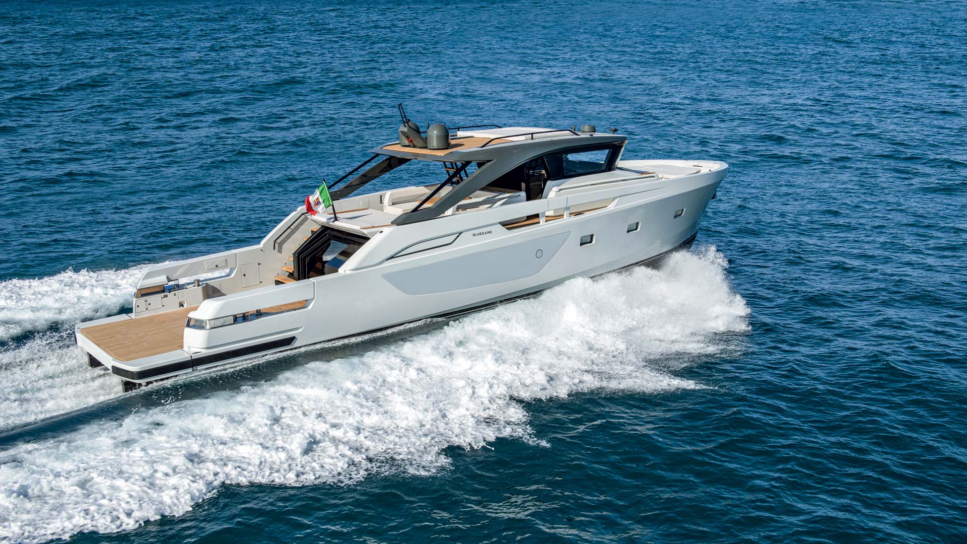 Bluegame BG72 yachts review