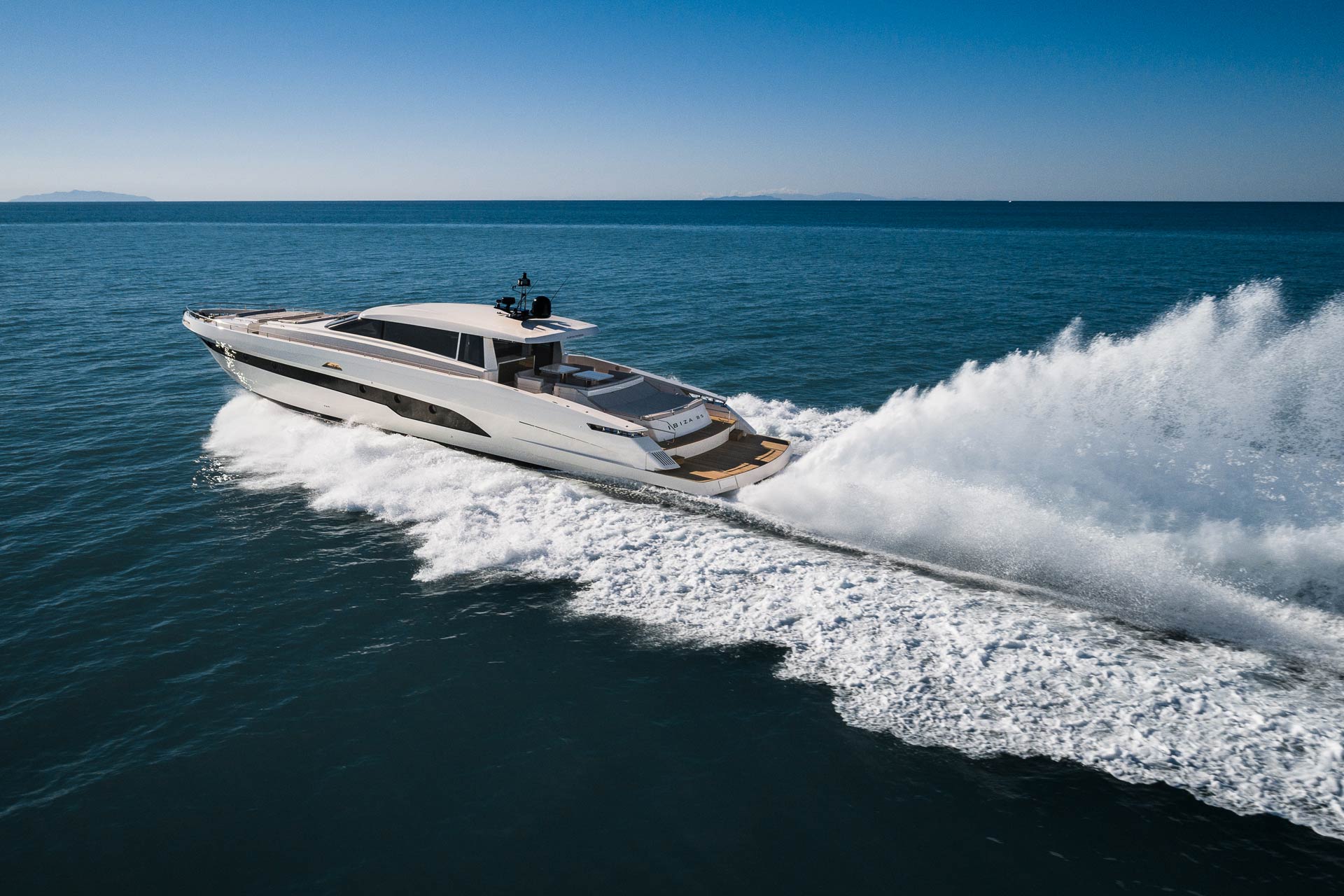 Ibiza 85 cruising