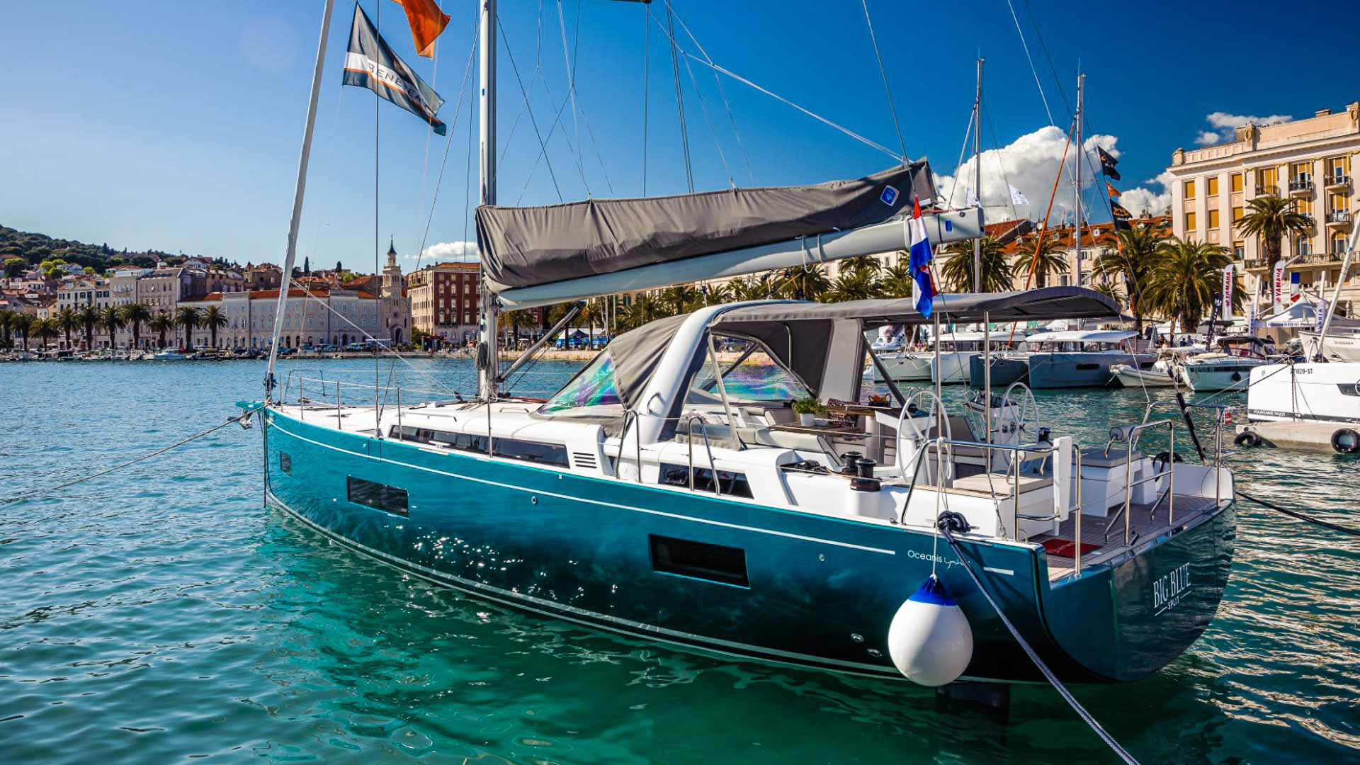 Sailing boat Oceanis Yacht 54 for charter profile