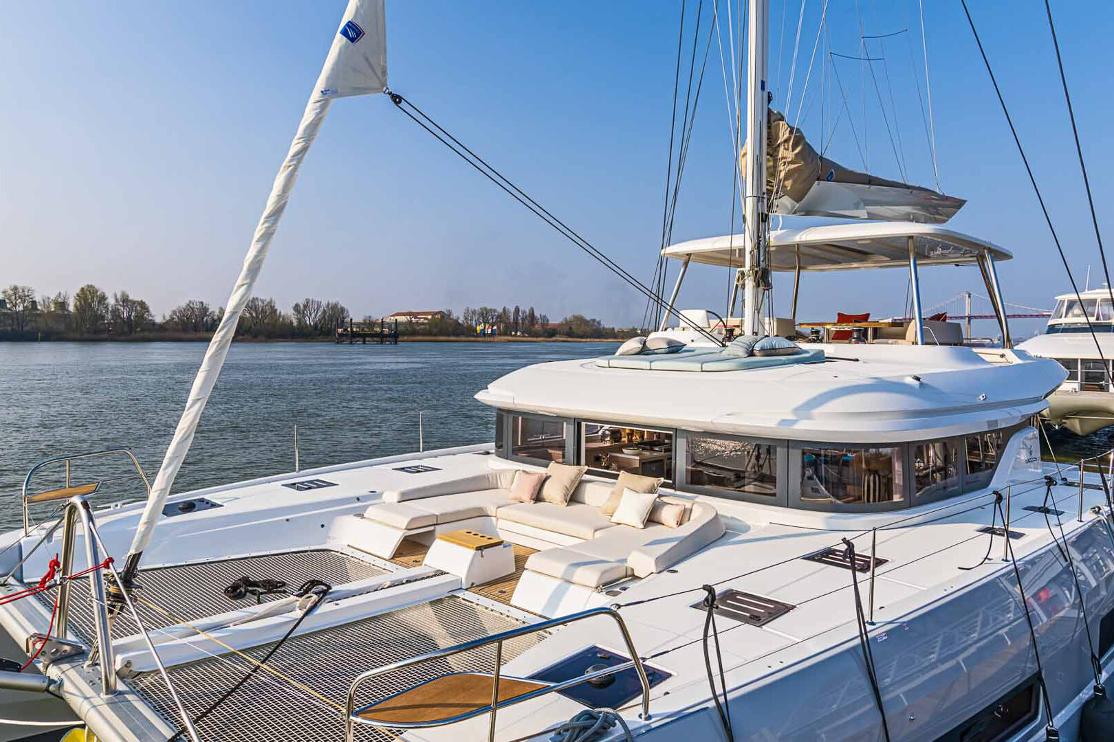 Lagoon 55 bow view
