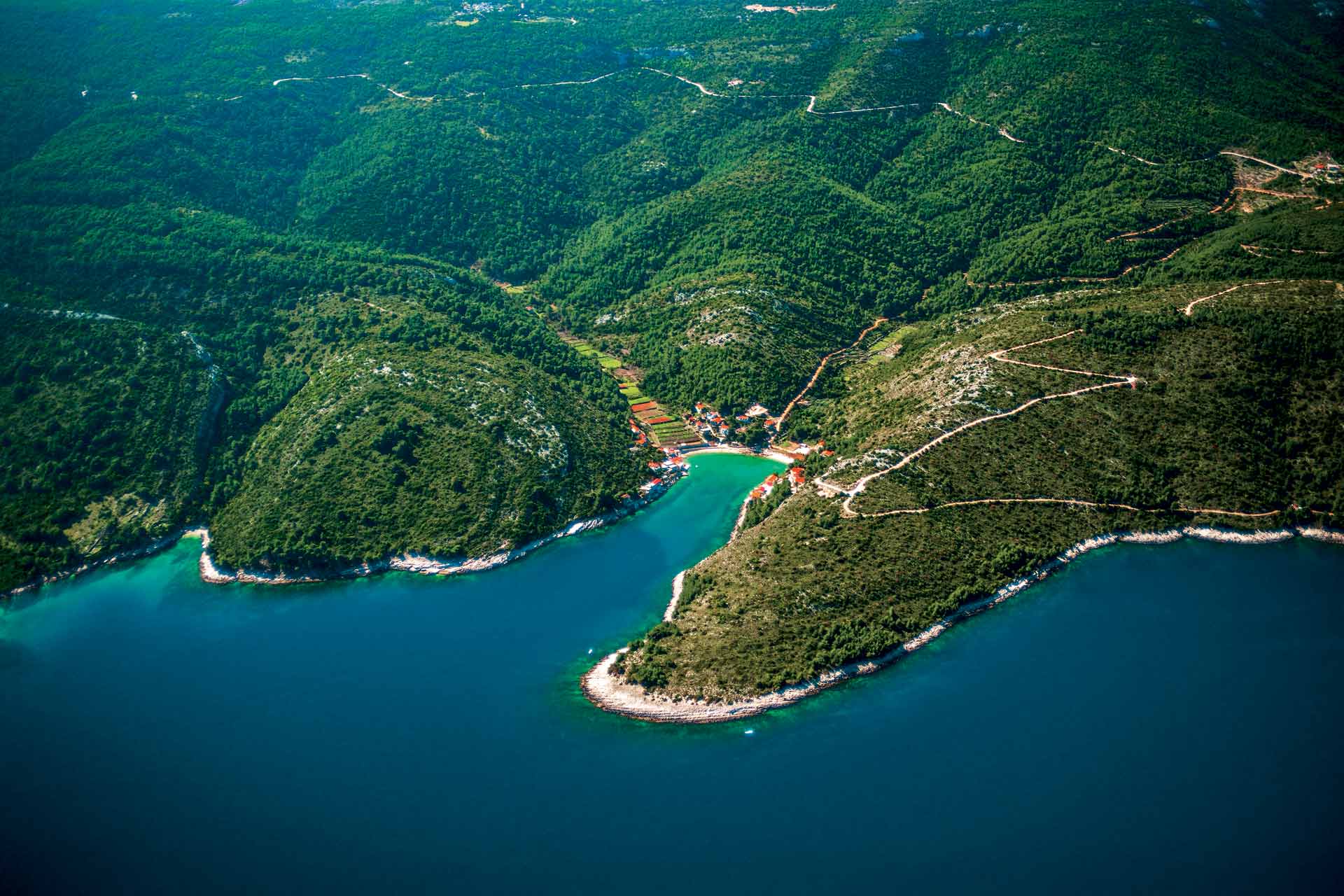 hvar beaches prapatna