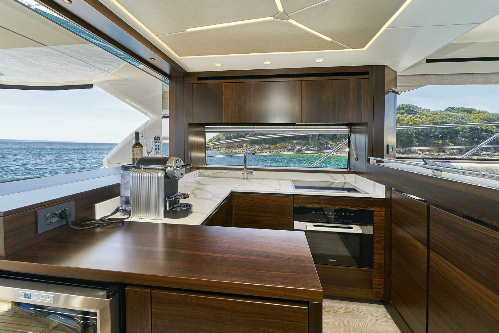 Sunseeker Manhattan 55 Apolo kitchen