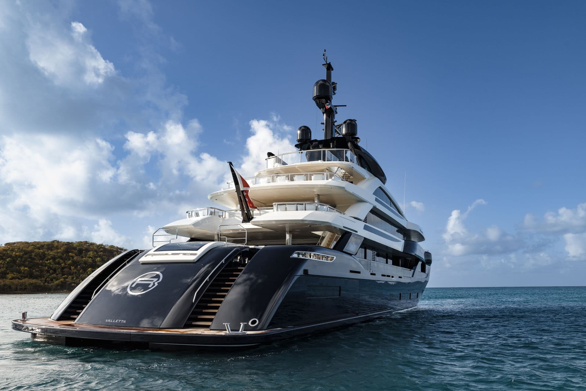 ISA motoryacht Resilience